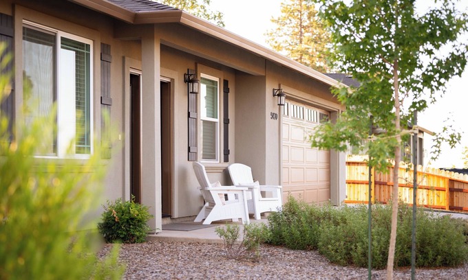 Paradise House | Cottage Style Mountain Getaway