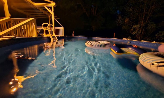 Cairo House | Cottage w/hot tub 15min to Windham & Catskill
