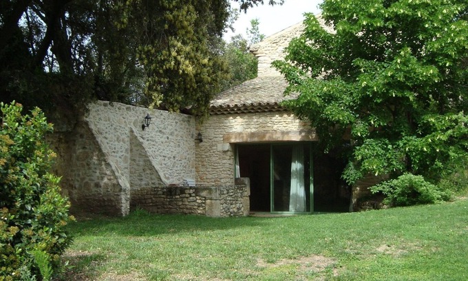 La Baume-de-Transit Cottage | Cottage with a garden in the heart of a vineyard, 3-5 people