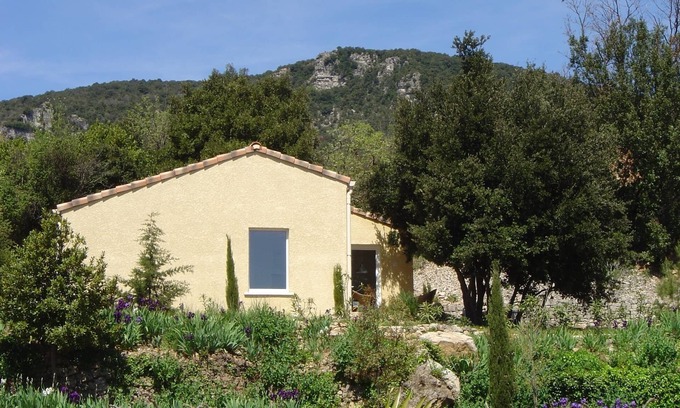Lodeve House | Cottage with beautiful view in Mediterranean park a few min. from Salagou Lake