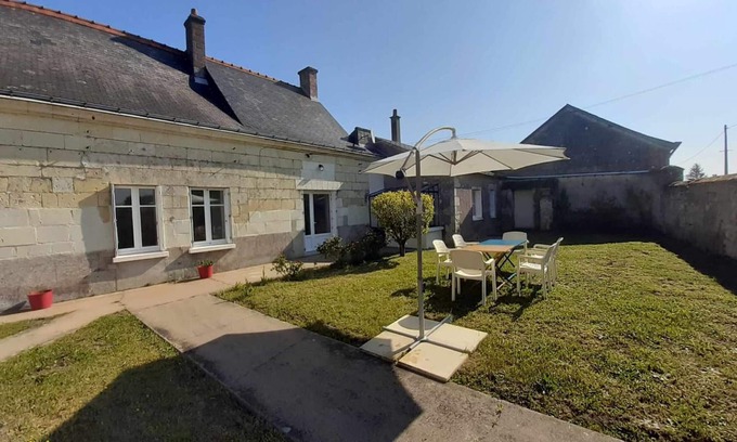 Restigne Cottage | Cottage with big garden, bikes, pets allowed, cleaning included and Wi-Fi in Restigné