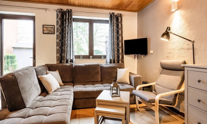 Lessive Cottage | Cottage with Garden, Lessive