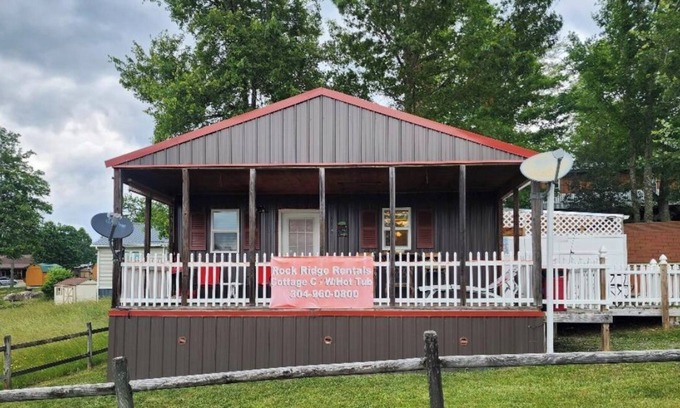 Pipestem Cabin | Cottage with private hot tub- the perfect way to relax after a day of exploring