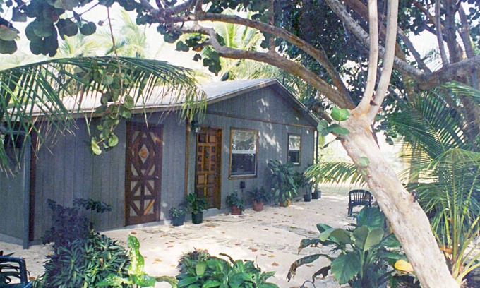 West End Cottage | Cottage within the 'GOLDEN MILE'. Fabulous, sandy beach & always great swimming