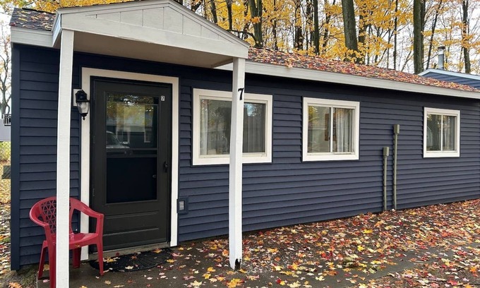 Lake City Cabin | Cottages #7 Tree Tops, 2 Bedroom Cottage