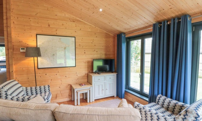 Driffield Cottage | COTTAM LODGE, pet friendly, country holiday cottage in Nafferton