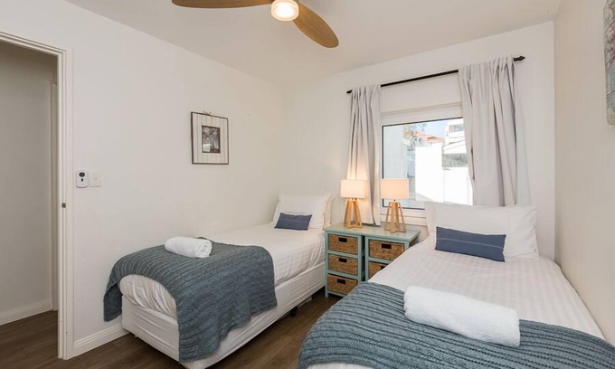 Cottesloe Apartment | Cottesloe Blue Apartment - Executive Escapes