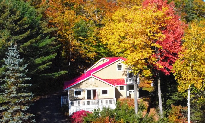 Holderness Cabin | Cotton Lake Cabin - Breathtaking Views of Squam Lake and Mountain Range