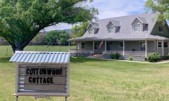 Cottonwood-Verde Village House | Cottonwood - Minutes from old town and wineries!