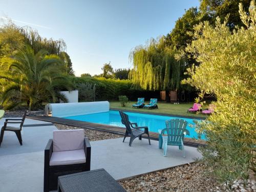 Medis Bed & Breakfast | Couette et Cafe