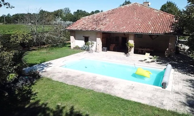 Saint-Etienne-de-Tulmont House | Country house for 10 people 5 minutes from Montauban