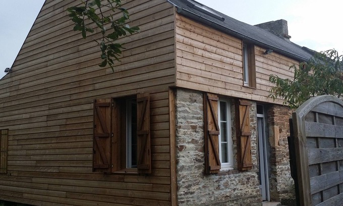 Sainte-Marguerite-d'Elle House | Country house near the landing beaches
