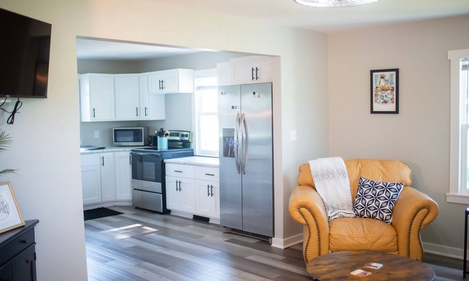 Easley House | Country Air