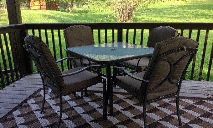 Douro-Dummer Bed & Breakfast | Country Atmosphere - City amenities, Minutes to downtown