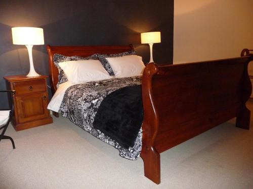 Andrews House | Country Bakehouse Accommodation