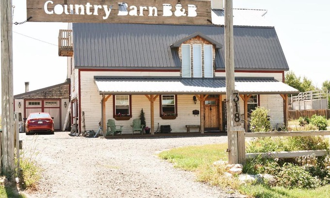 Stirling Bed & Breakfast | Country Barn B and B