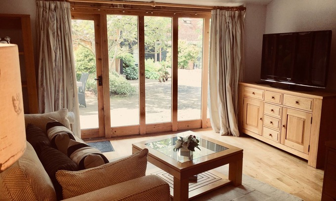 Henley House | Country Barn Studio in pretty setting.