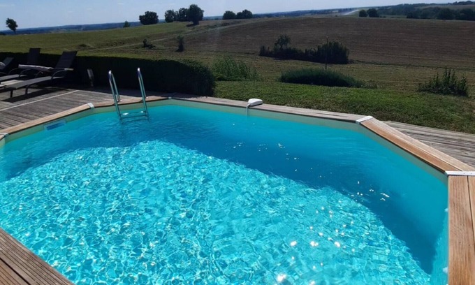 La Salvetat-Belmontet House | Country cottage with pool and spa just for you.