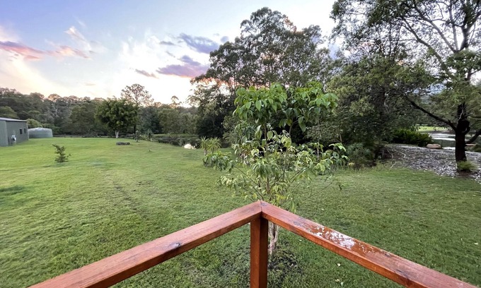 Landsborough Cabin | Country cabin