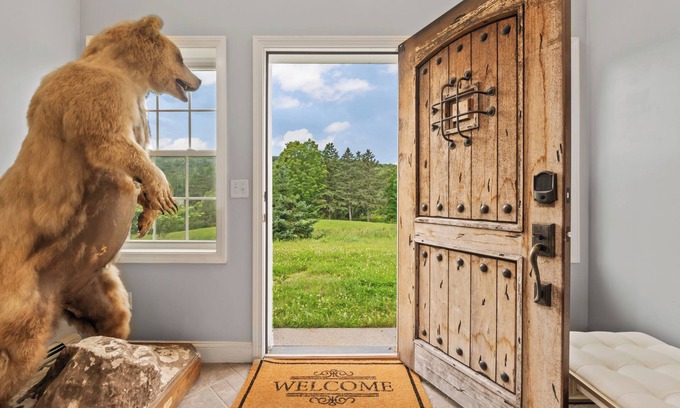 West Minot House | Country Castle Retreat! Beautiful 4600+ sq 4 bd 4 bath sprawling country estate!