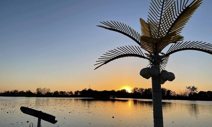 Fremont House | Country Charm on the Sandusky: Live Music Nearby