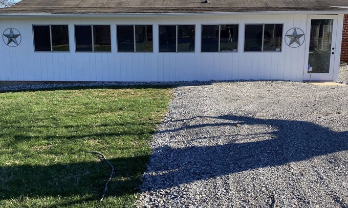 Estill Springs House | Country Charmer near lake new hot tub handicap accessible Extended stay
