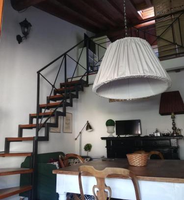 Montespertoli Apartment | country chic loft Dolce Nocciola