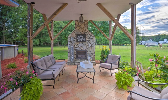 Waxhaw Apartment | Country-Chic Studio w/Pool + Stable Access!