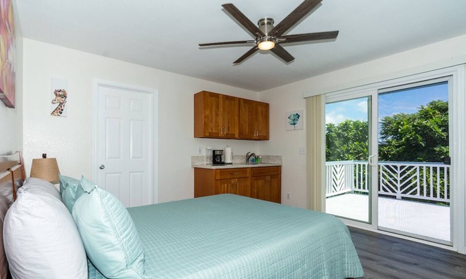 Kahalu u House | COUNTRY COMFORT & AC 1 BEDROOM - 30 DAYS