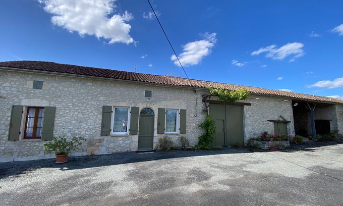 Lacaussade Cottage | Country cottage near Monflanquin