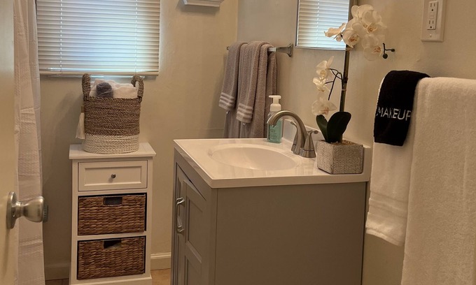 Hanford Cottage | Country Cottage