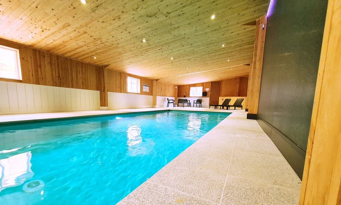 Hope Cottage | Country Cottage with Indoor heated swimming pool and panoramic views.