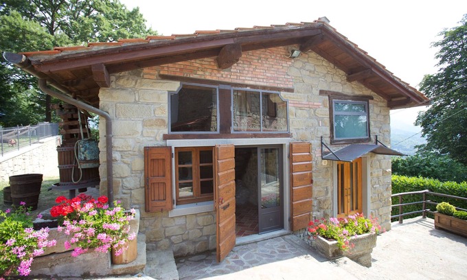 Porciano House | Country cottage with private pool in the green Casentino area