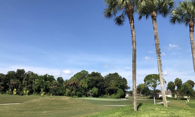 Estero Condo | Country Creek - Charming and Light Corner Condo with Golf !