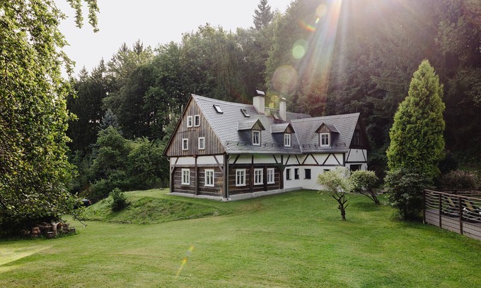 Bily Kostel nad Nisou Cottage | Country Cottage near Liberec