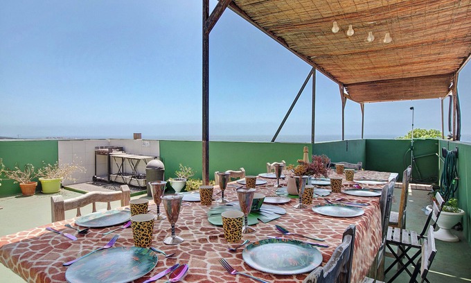 Guimar Villa | Country House "Hacienda La Extremeña" with Sea Views, Private Terrace and Wi-Fi