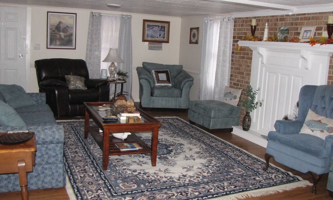 Whites House | "Country Farm House"