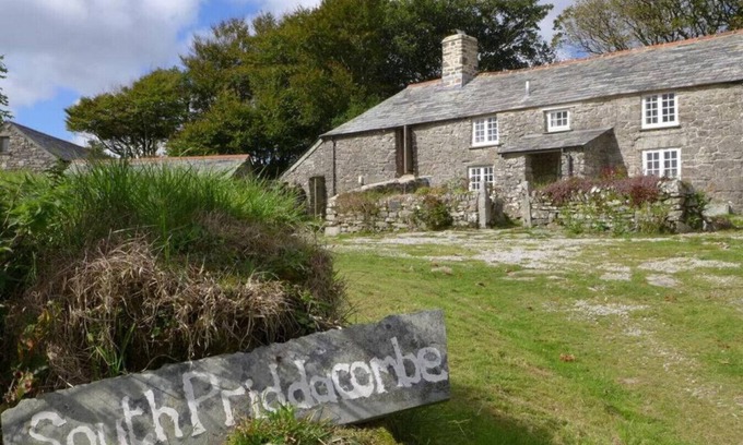 Magherafelt Cottage | Country farmhouse - A great place for family and friends to relax!