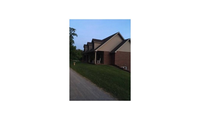 Chestnut Mound House | Country French Farmhouse. One Bedroom Option