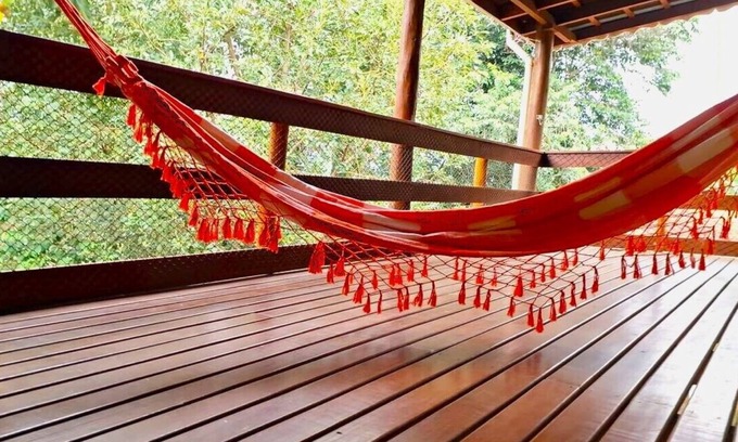 Sao Bento do Sapucai House | Country house facing the Baú stone