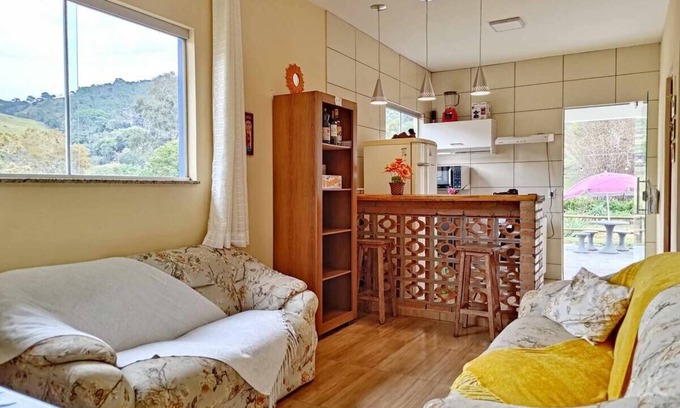 Aguas da Prata House | Country house with outdoor hot tub