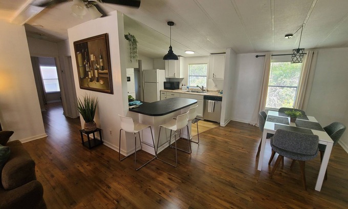 West Point House | Country Hideaway close to West Point, Lagrange and Valley
