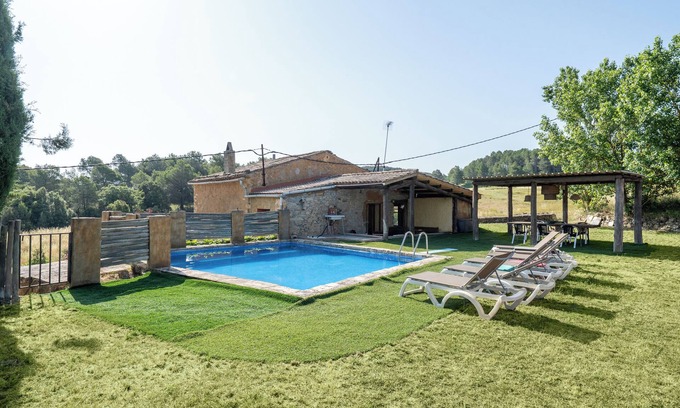 Querol House | Country House 'Caltiku' with Mountain View, Private Pool and Private Terrace