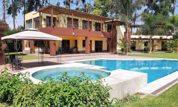 Santa Cruz de Flores House | Country House with Sauna, Near Asia Boulevard
