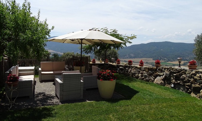 Morillo de Monclus Cottage | country holiday home - 5 rooms - 6/8 persons