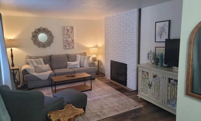 Perkinsville House | Country Home Anderson