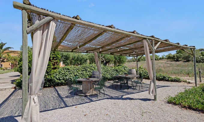 San Martin Sarroca House | Country Home 'Cal Tuyà' with Private Pool, Terrace and Garden