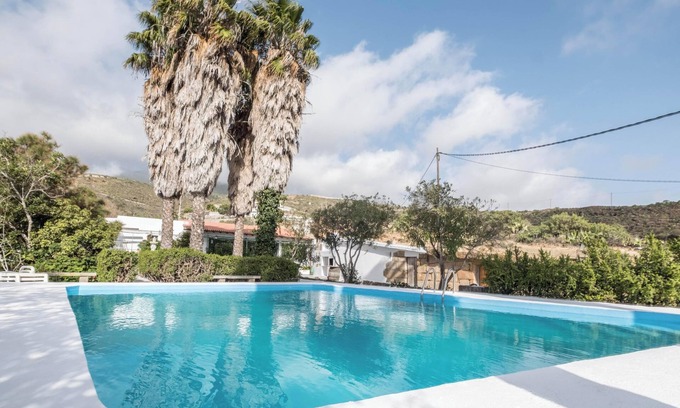 Arico Villa | Country Home “Finca Carrillo” with Sea View & Mountain View