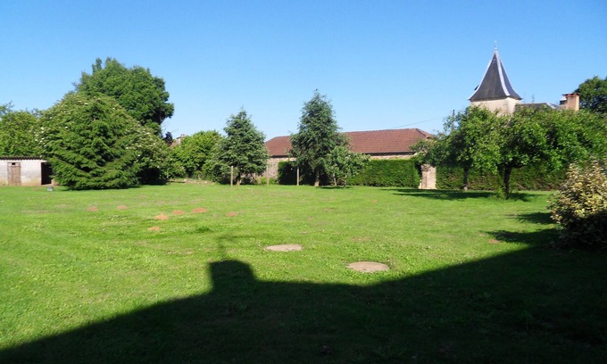 Frayssinet-le-Gelat House | Country house between LOT and DORDOGNE.