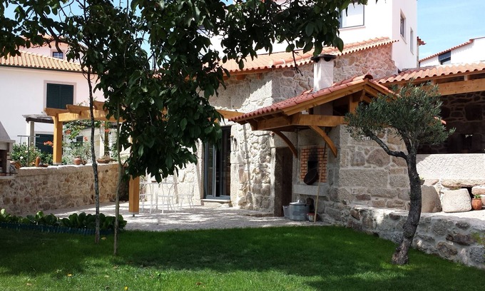 Sernancelhe House | Country Houses of Barroca - T2